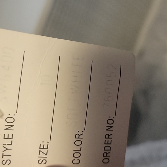 Elegant Strapless White Gown - Picture 9 of 9